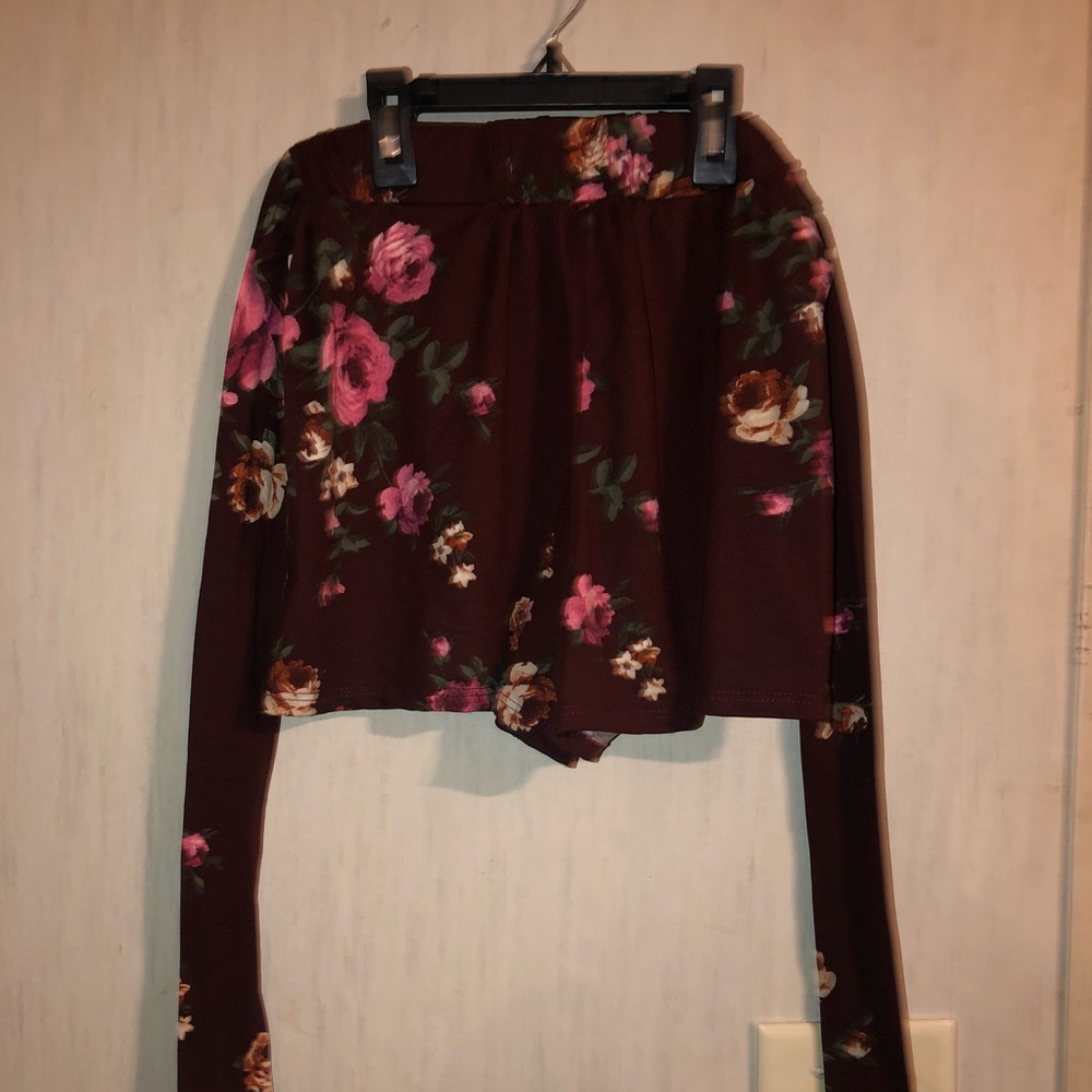 Tie In the front flower shorts